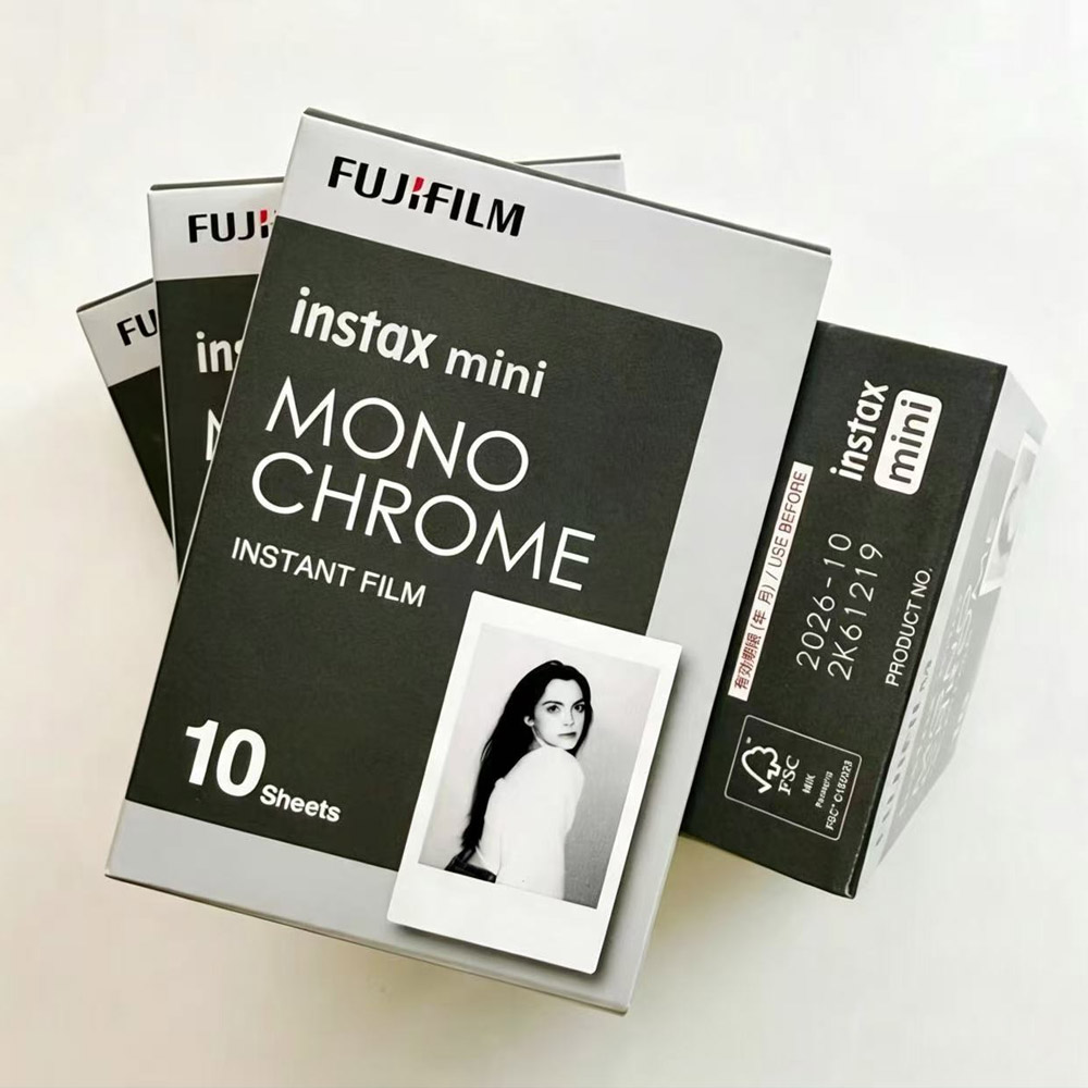 白黒富士フイルムフィルム 富士インスタックスモノクローム 1 - Super 8 Film Reel のレビューと価格
