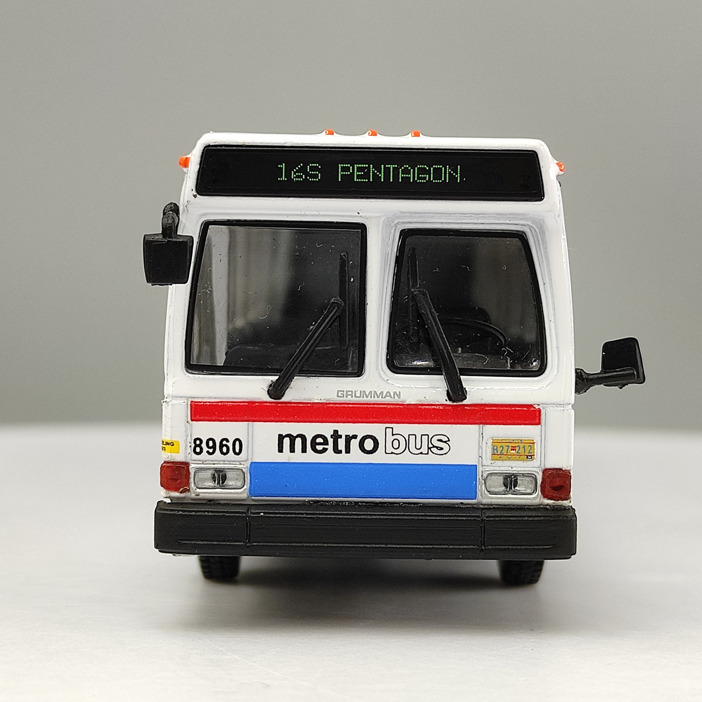 ダイキャスト IR 1:87スケール ヴィンテージバス 長距 - Vintage Collectible Model Cars のレビューと価格