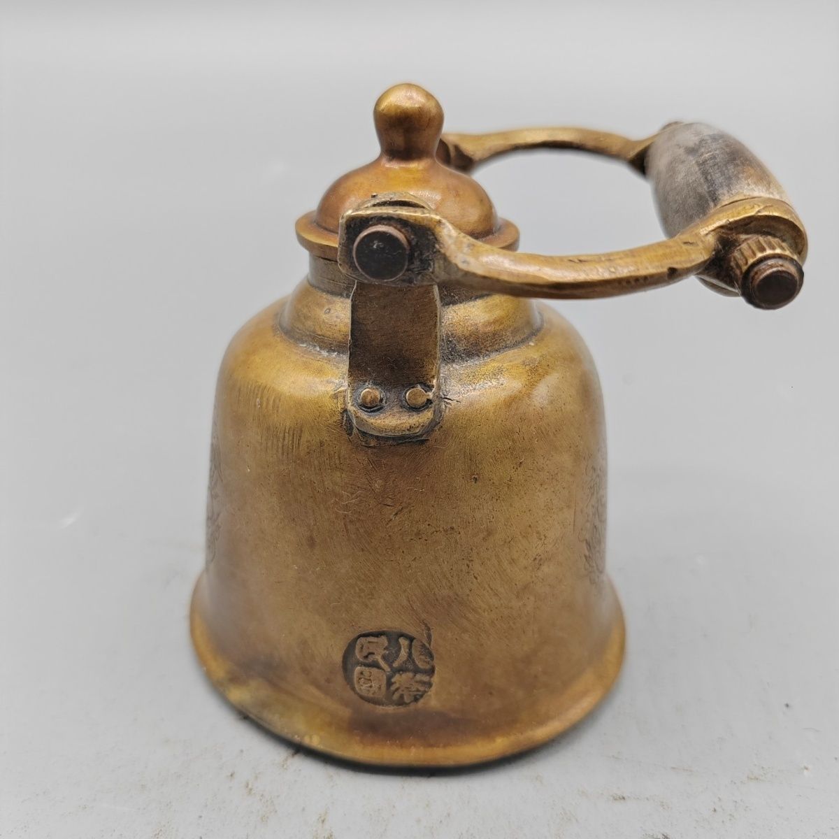 アンティークヴィンテージ古物コレクション真鍮製持ち手付きティ - Collectible Vintage Wine のレビューと価格