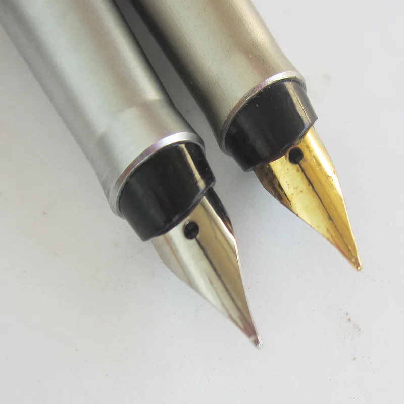 古いヴィンテージの希少な永勝820万年筆、金属棒付きの細いペ - Vintage Collectible Pens のレビューと価格